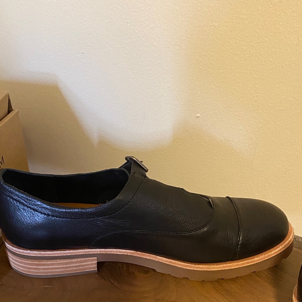 Kork-Ease Black Leather Flats with Tan Soles - Picture 6 of 9